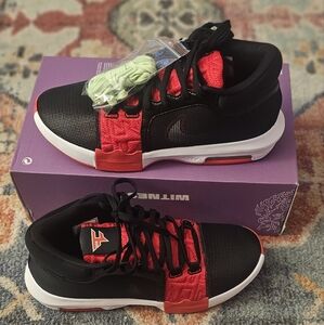 New LeBron Witness VIII Faze Men Ball Size 13